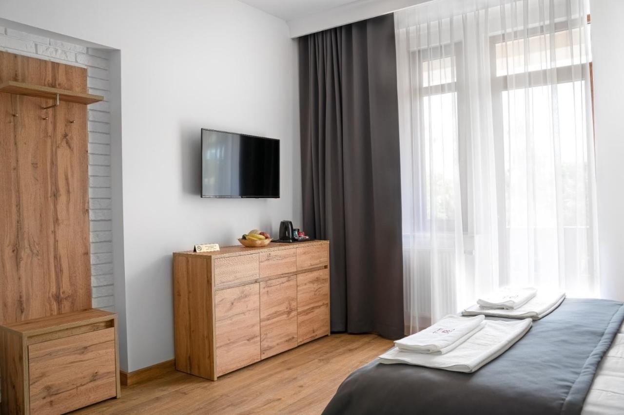 Apartamenty, Boutique Rooms Villa 82, Miejsce Prkingowe 고르주프비엘코폴스키 외부 사진