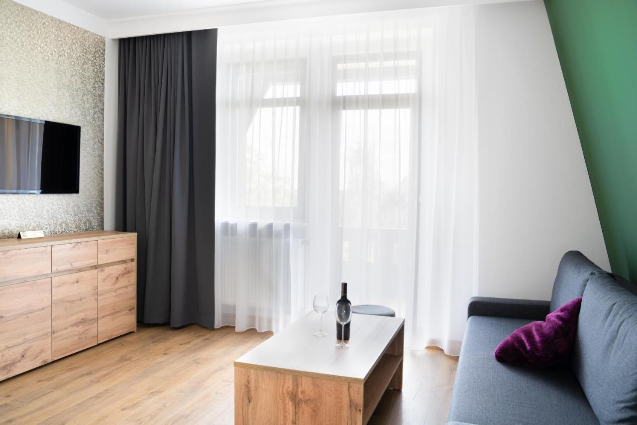 Apartamenty, Boutique Rooms Villa 82, Miejsce Prkingowe 고르주프비엘코폴스키 외부 사진
